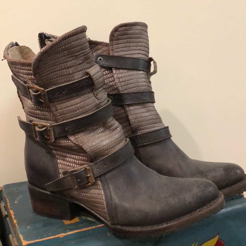 Freebird Apex Boots